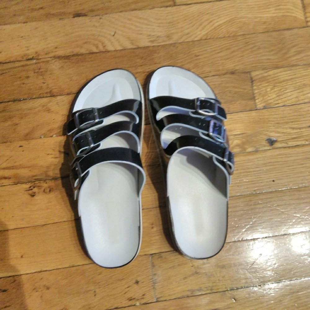 **Updated Size** London Rebel Multi Buckle Jellies